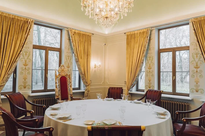 Фото №2 зала Зал «Тронный» 