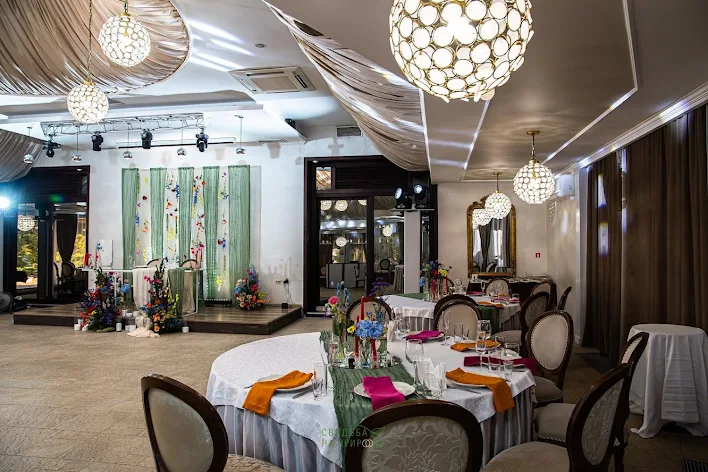 Фото №3 зала Ресторан «Жардин» 