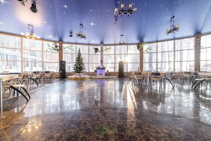 Фото №4 зала Ресторан «Заимка охотника» 