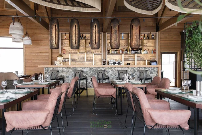 Фото №2 зала Новый летний ресторан шале