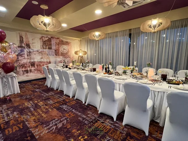 Фото №1 зала Переговорная комната