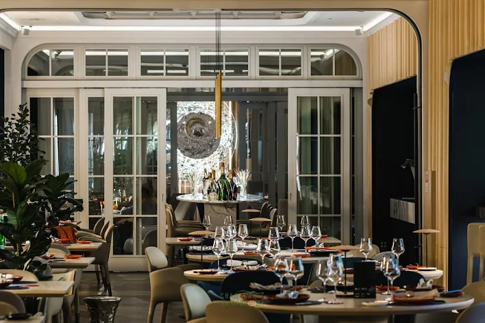 Фото №2 зала Ресторан yura