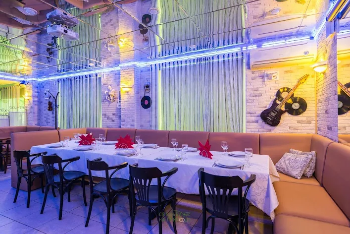 Фото №2 зала Кафе