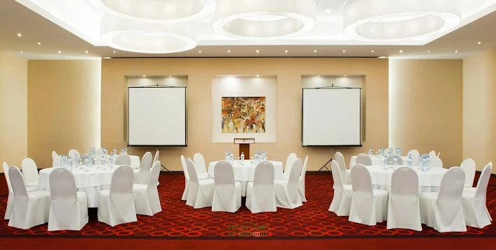 Фото №3 зала Зал «Гранд Бол Рум» 