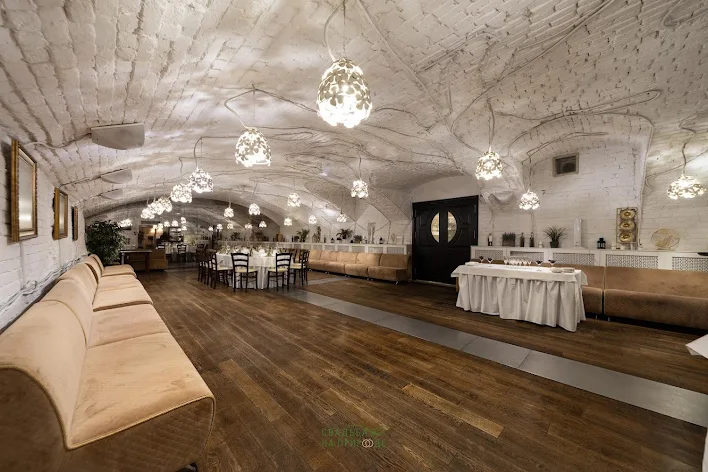 Фото №2 зала Ресторан