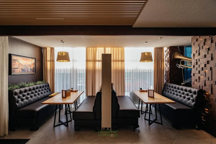 Фото №4 зала Основной зал