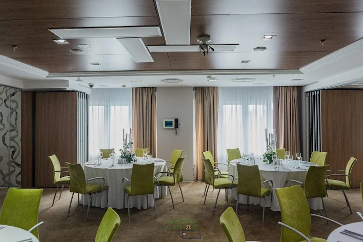 Фото №1 зала Зал «Урал» 