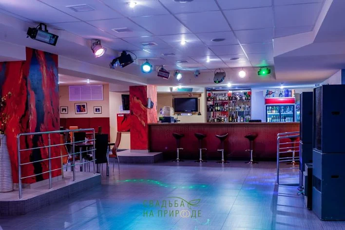 Фото №1 зала Кафе «Лёд и пламя» 