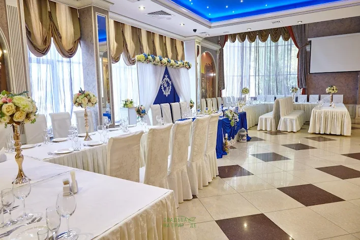 Фото №1 зала Зеркальный зал