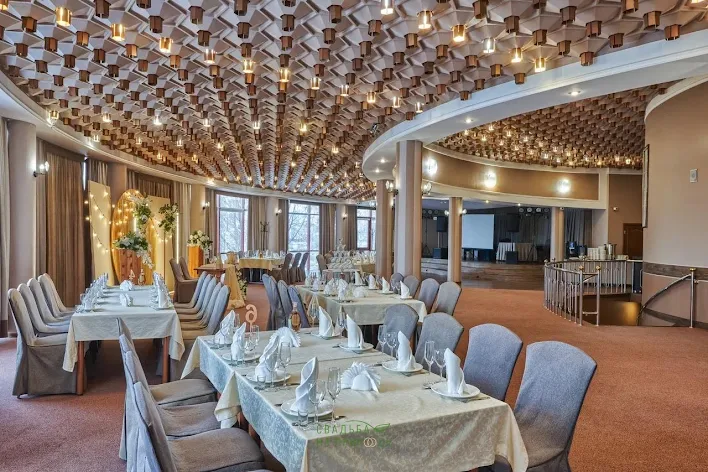 Фото №2 зала Зал ресторана