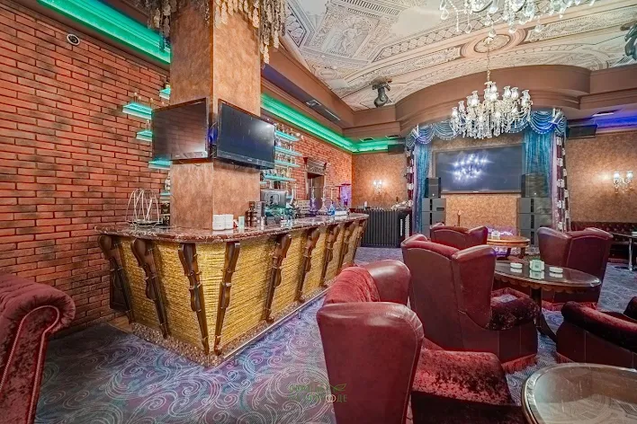 Фото №1 зала Караоке-бар «Кураж» 