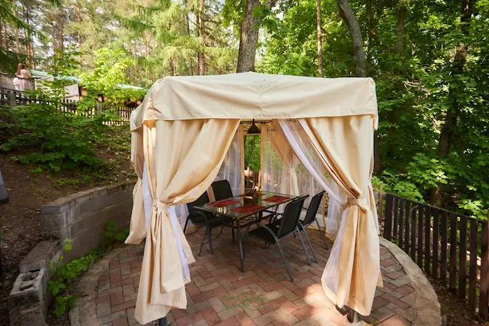 Фото №1 зала Маленькие беседки