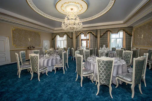 Свадебная площадка в «ИмператорЪ» за городом в Туле