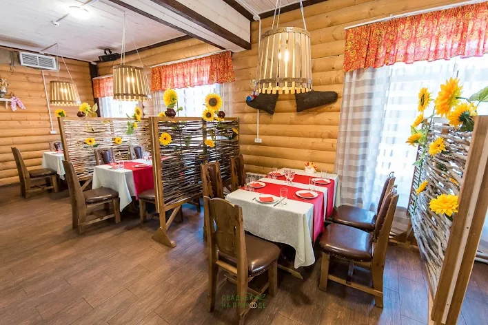 Фото №4 зала Зал «С деревенском колоритом» 
