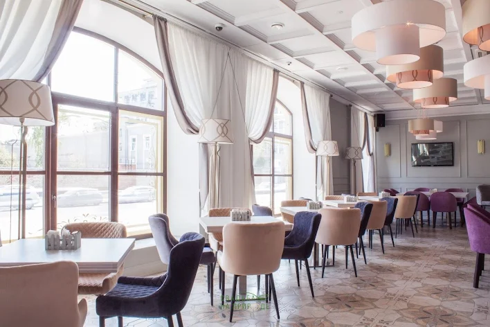 Фото №1 зала Априори