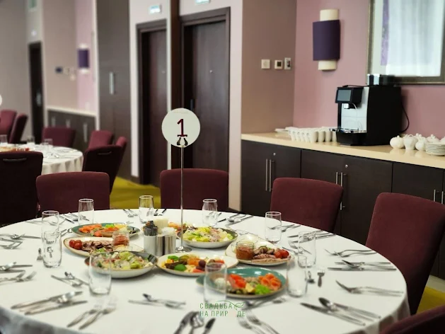 Фото №4 зала Зал «Чароит» 