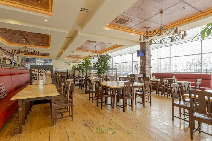 Фото №3 зала Ресторан «Brauplatz» 