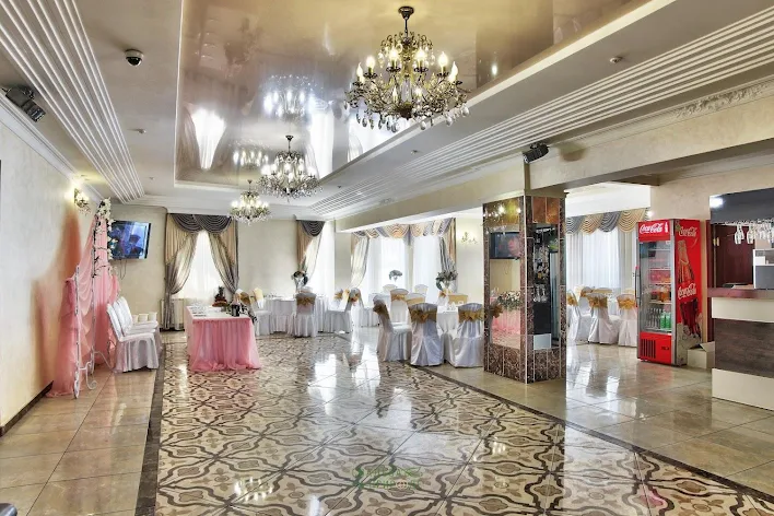 Фото №4 зала Средний зал