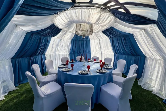 Фото №1 зала Иглу