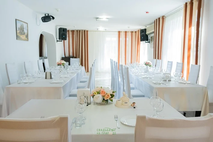 Фото №3 зала Ресторан