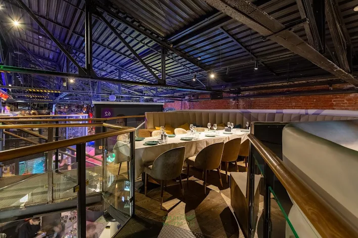 Фото №3 зала 2 этаж, вип зона №1