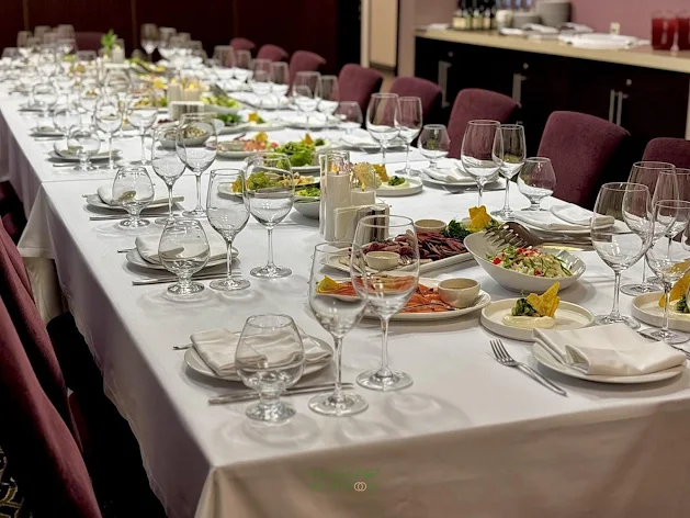 Фото №1 зала Зал «Чароит» 