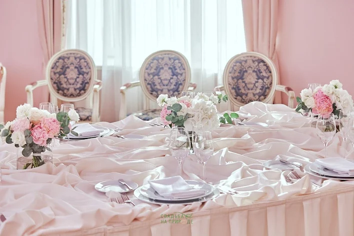 Фото №1 зала Розовый зал