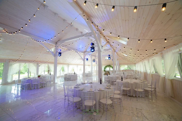 Фото №1 зала Шатер «Сосновый» 