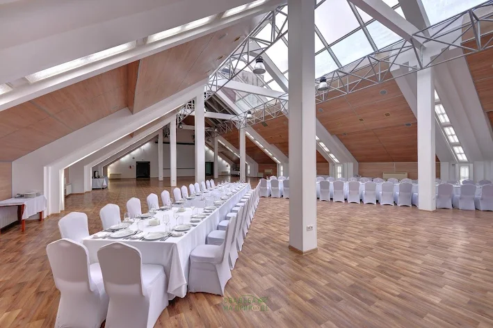 Фото №1 зала Зал «Парламент» 