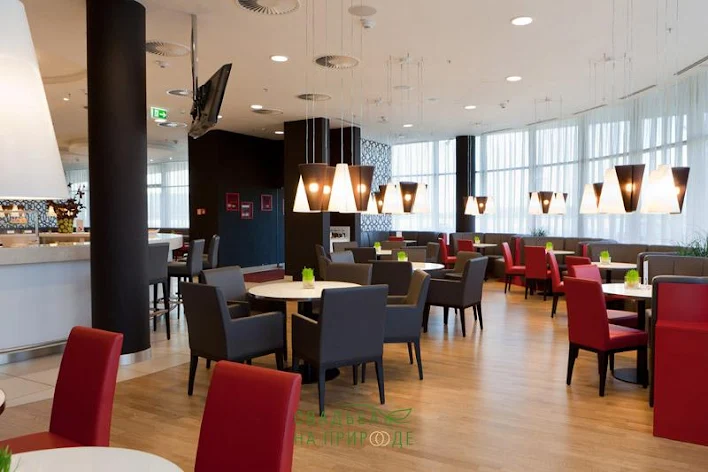 Фото №4 зала Кафе «Illy» 