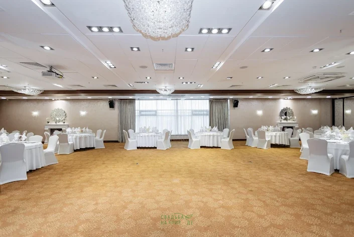 Фото №2 зала Зал «Адмиральский» 