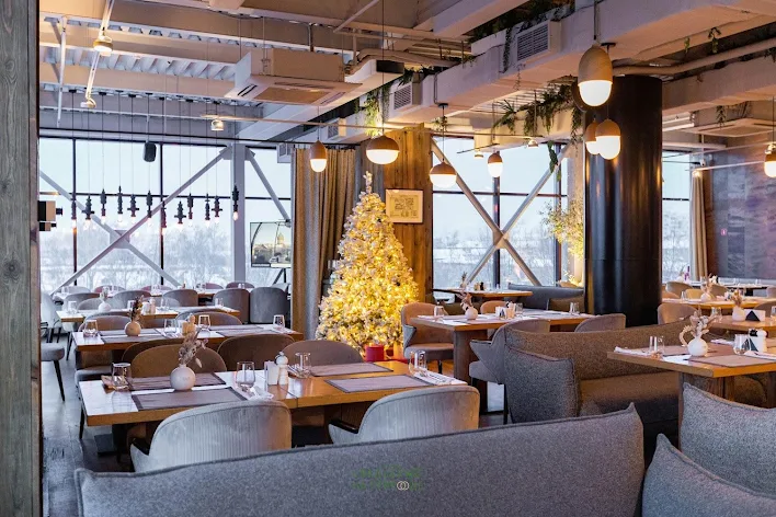 Фото №2 зала Савушкина