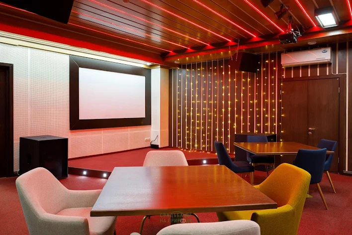 Фото №2 зала Караоке