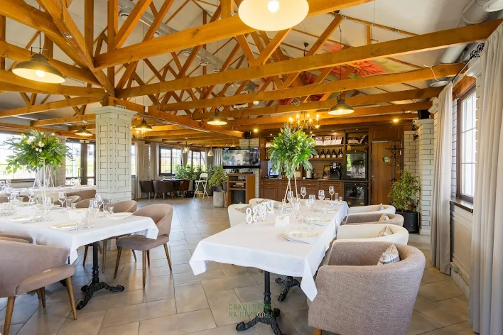 Фото №1 зала Ресторан у озера