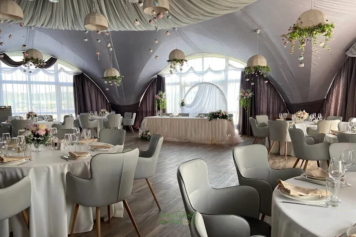 Фото №3 зала Банкетный зал «На озере» 