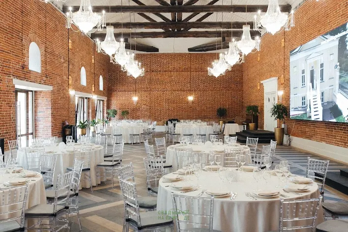 Фото №2 зала Зал «Каретный двор» 