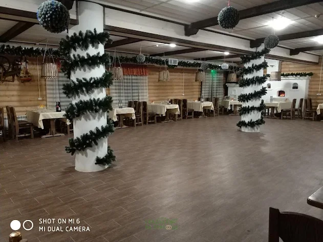 Фото №2 зала Зал «С деревенском колоритом» 