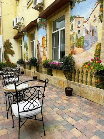 Фото №3 зала Веранда «Испанский дворик» 