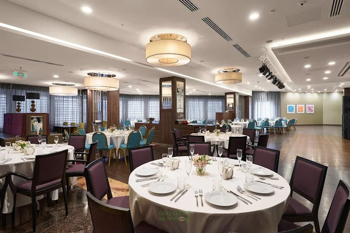 Фото №4 зала Ресторан emerald