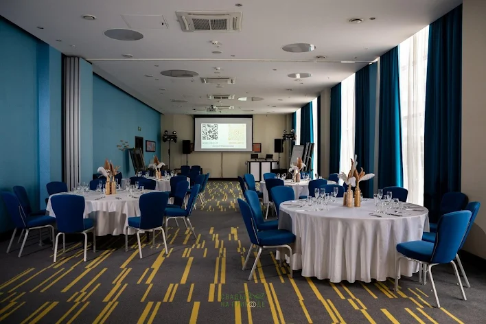 Фото №4 зала Зал «Волгоград 1+2» 