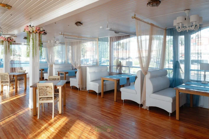 Фото №1 зала Зал «Белый» 