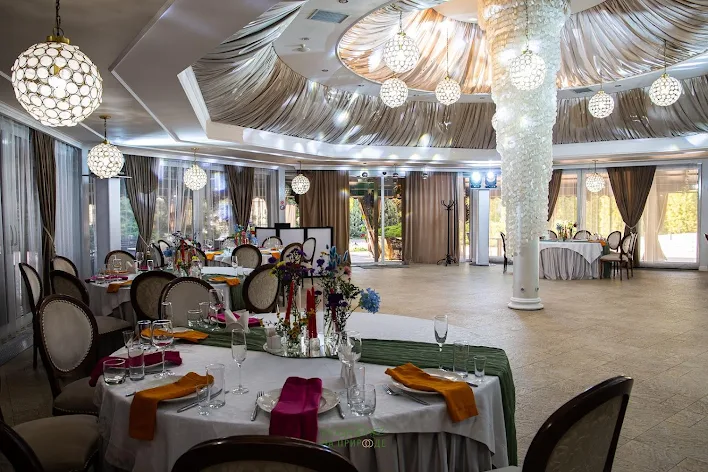 Фото №1 зала Ресторан «Жардин» 