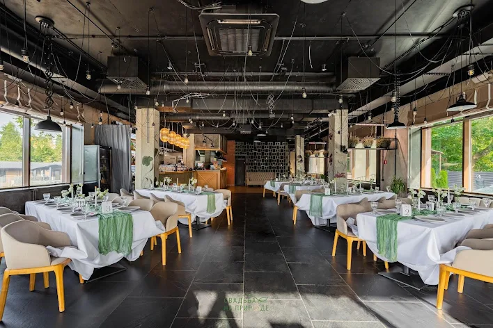 Фото №2 зала Ресторан