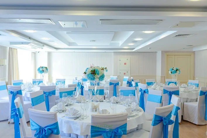 Фото №3 зала Ресторан