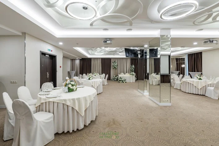 Фото №1 зала Зал «Шишкин» 