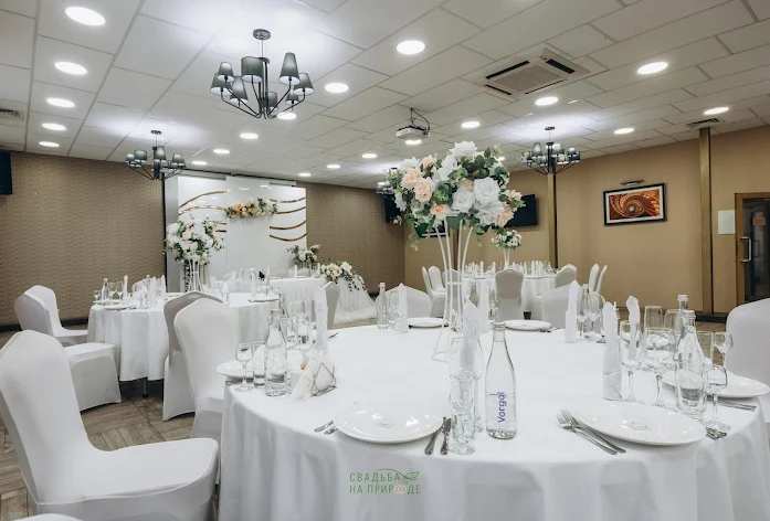 Фото №3 зала Мегаполис