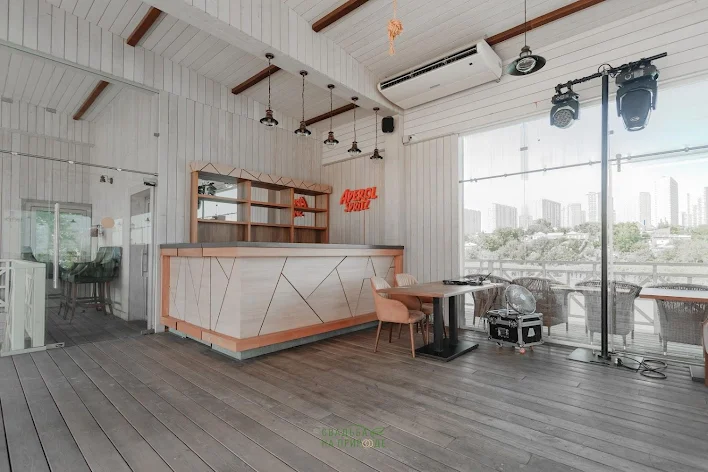 Фото №4 зала Loft-холл и летняя терраса