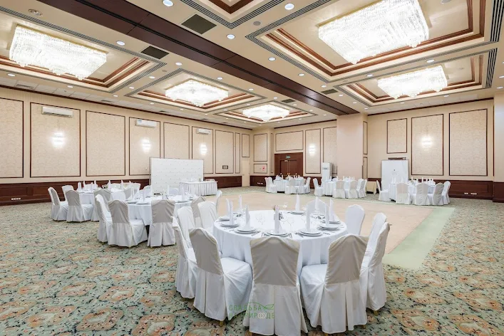 Фото №1 зала Банкетный зал «Петровский» 