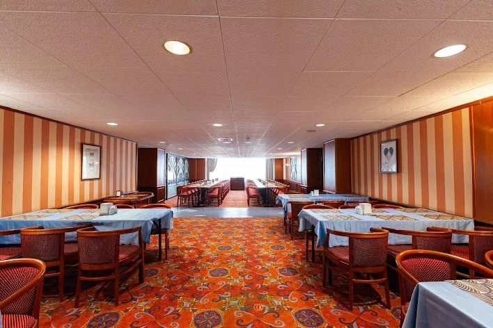 Фото №3 зала Ресторан «Брассери Эрте» 