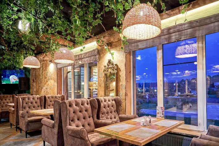 Фото №1 зала Ресторан «Лукоморье» 